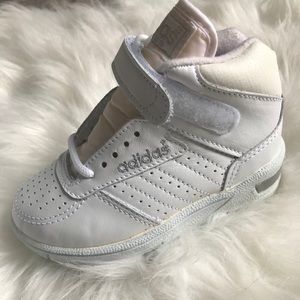RARE NEW 1980s Adidas Taurus Toddler High Tops